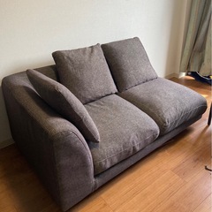 ソファーの画像