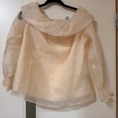 axes femmeトップスの画像