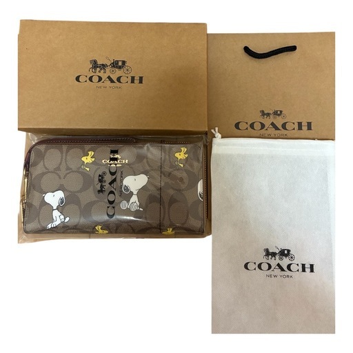 新品　COACH コーチ　スヌーピー　財布