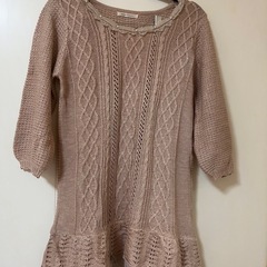 axes femmeトップスの画像