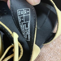 Dr.マーティンレディースサンダル　２
の画像