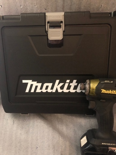 ②マキタ18vインパクトドライバTD173D中古美品オリジナルハウジング
