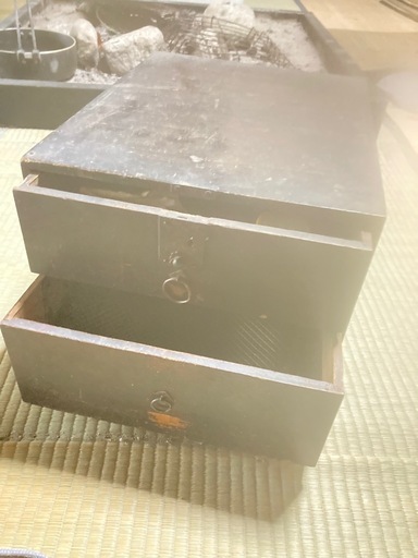 アンティーク収納家具