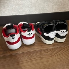 adidas  13.0 ディズニー　キティ　靴　スニーカー　セットの画像