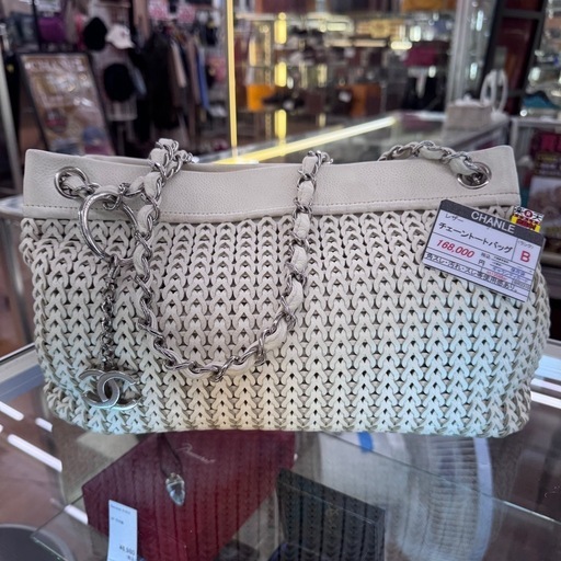 ☆ドリーム荒牧店☆CHANEL シャネル チェーントートバッグ オフホワイト　