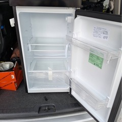 未使用品　HISENSE 2ドア冷蔵庫 HR-K12HB 124L
の画像