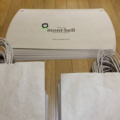 mont-bell モンベル　ショッパー　紙袋　ギフトの画像