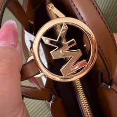 新品未使用マイケルコースの画像