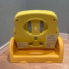 アップリカ　バスチェアの画像