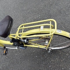 ブリヂストン電動アシスト自転車26インチ イエローの画像