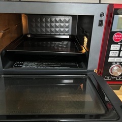 自動ボタン1つでトーストも焼ける！オーブンレンジの画像