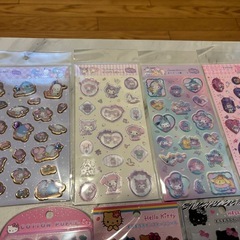 サンリオシール1シート1200円　　おはじきシール　ウォーターシール　コットンシール　うるちゅるシール　ストーンシール　すりガラスシール　キャンディーシールの画像