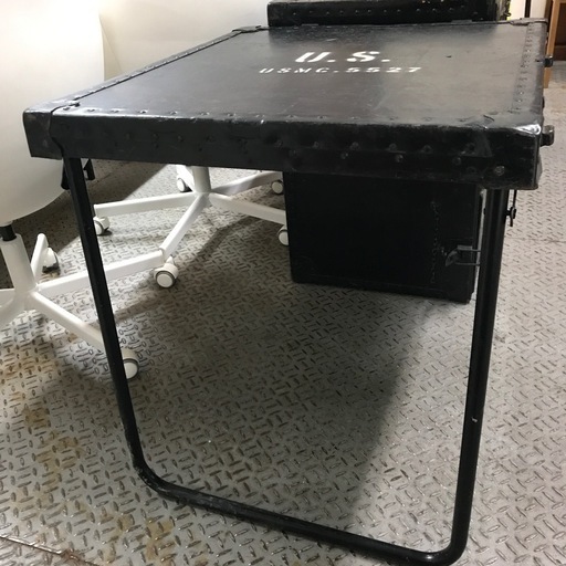 ジャングルジャングル貝塚店　フォールドデスク　ミリタリー　引き出し　机　4段　ローテーブル　カッコいい　オシャレ　インテリア　家具　中