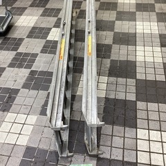 【昭和】　アルミブリッジ　SBA-180-30-1.2　【フック式】 【有効長さ1800×有効幅300（ｍｍ）】 【最大積載1.2ｔ/セット（2本）】の画像