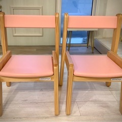 2脚あり⭐︎キッズチェア⭐︎ベビーチェア⭐︎norsta3 ナチュラル ロータイプ ローチェア 子供用椅子 木製 学習イス （コーラルピンク）の画像