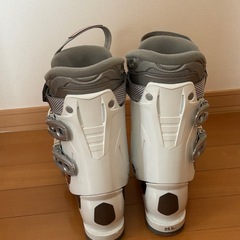 NORDICA サイズ23.5の画像