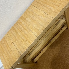 棚、長椅子の画像