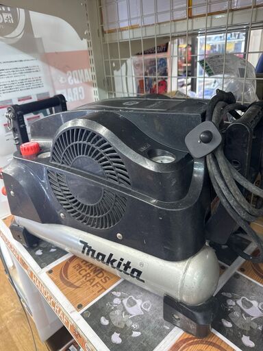 makita マキタ AC460X コンプレッサー 8L 中古品 【ハンズクラフト宜野湾店】 makita マキタ AC460X コンプレッサー 8L 中古品 【ハンズクラフト宜野