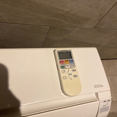 激安‼️ エアコン　HITACHI 日立 4.0kw 14畳用 200V 冷暖房ルームエアコン RAS-AJ40J2の画像