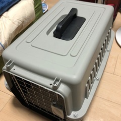 ペットキャリーの画像