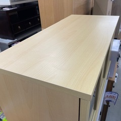 テレビ台 小型 木製 収納付き 引き出しあり ガラス扉あり 中古の画像