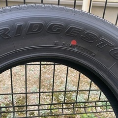 ブリヂストン ジムニー タイヤ 2022年 ほぼ新品の画像