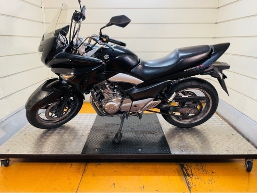 61719km ★自賠責保険つき★ スズキ GSR250 GJ55D　中型　兵庫県　神戸市　バイク