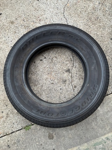 ジムニー　175/80R16 24年製