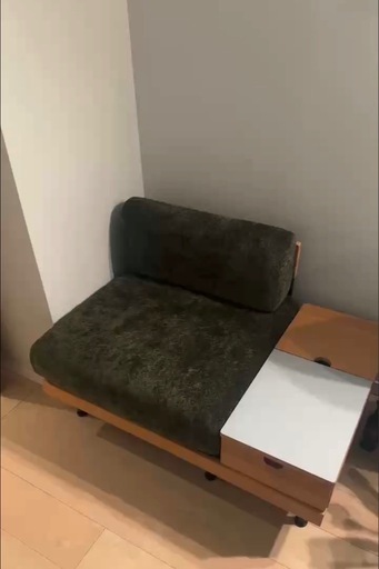 ニトリ ソファ 収納付き サイドテーブル付き コンパクトソファ