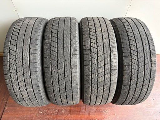 225/60/17冬VRX3