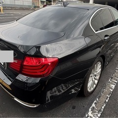 F10 後期☆低燃費☆ディーゼル☆BMW 523d Luxury LCI☆黒革 クルコン テレビ 禁煙 車検長い 乗って帰れます 諸費用リサイクルのみの画像