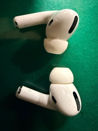 募集再開　
AirPodsPRO 初代　A2084