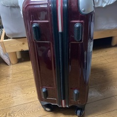 スーツケース　キャリーケースの画像