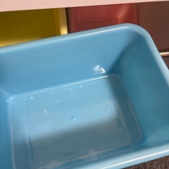 絵本棚付きおもちゃ収納の画像