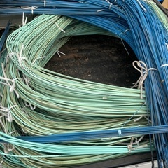 トンネル栽培などに20本が75束分まとめて、2万円の画像