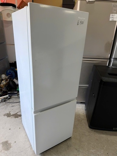 NO B901?福岡市内配送設置無料✨?ハイセンス 冷蔵庫 幅49cm 175L 一人暮らし スリム 大容量冷蔵室122L 静音 右開