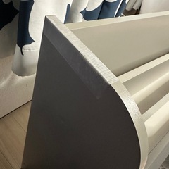 絵本ラック　本棚の画像