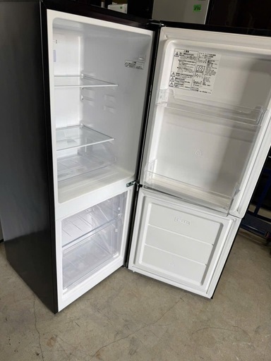 NO B902?福岡市内配送設置無料✨?140L 霜取り不要 2ドア冷蔵庫 BK(NTR-140) 2022年