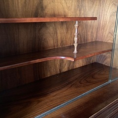 大型木製キャビネット 飾り棚 昭和レトロ アンティーク調 ミッドセンチュリー イタリア家具の画像