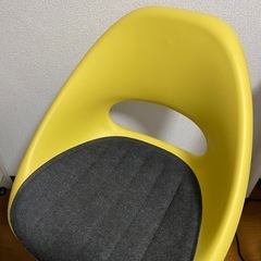 LOBERGET ローベルゲット / MALSKÄR マルシェール 回転チェア, イエローの画像