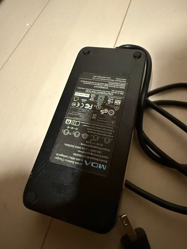 
Suaoki S670 ポータブル電源 720Wh ジャンク