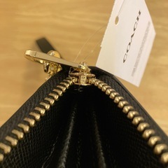 コーチ　ファスナー付ブラック長財布L①【新品未使用】の画像