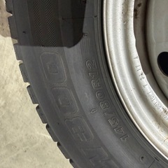 タイヤホイールの画像