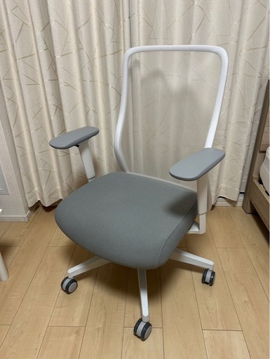 シースルーチェア
