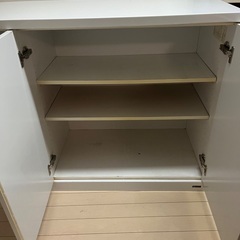 食器棚　不用になったので手放しますの画像
