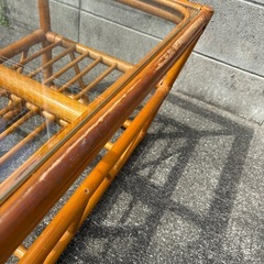 ガラステーブルの画像