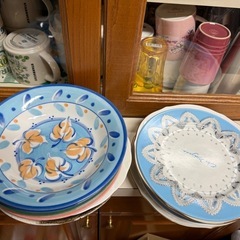 イッタラのお皿11枚、他13枚の画像