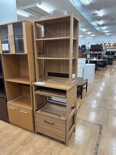 【トレファク神戸新長田店 買取/販売】取りに来られる方限定！ニトリのレンジ台のご紹介です