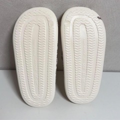 レディース　サンダル　ホワイト　厚底　25cm　熊　韓国の画像