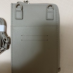 【ストラップ未使用】スマホポーチ、スマホショルダー、財布の画像